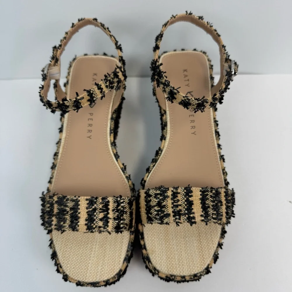 Katy Perry The Busy‎ Bee Ankle Strap Platform Sandal Size 9.5 NWOT